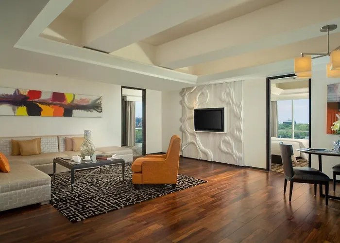 Artotel Ts Suites Surabaya