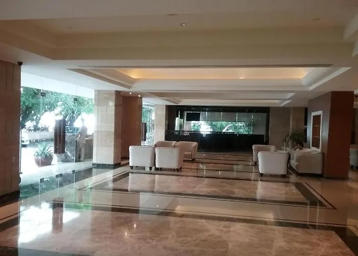 Elmi Hotel Surabaya